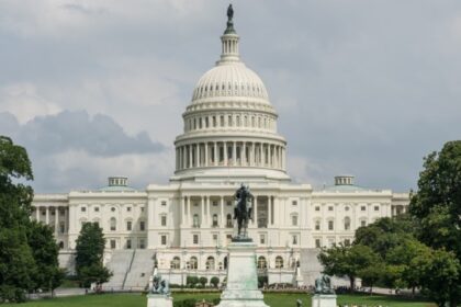 Senate averts government shutdown, overcomes Democratic opposition