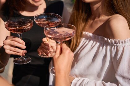 Bars turn to 'tiny' cocktails as Americans trim drinking, spending amid rising prices