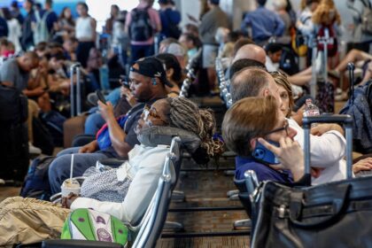 Democrats broke airport security. Now they're calling the solution dangerous