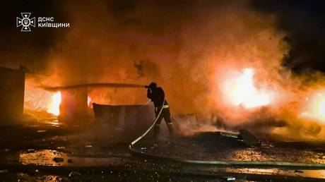 Kiev mayor urges residents to evacuate