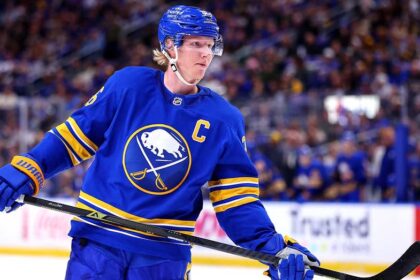 NHL star's fiancÃ©e makes emotional return after undergoing harrowing heart transplant ordeal