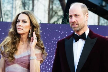 Prince William was ready to go to war with the press' over Kate Middletons topless photos scandal: book