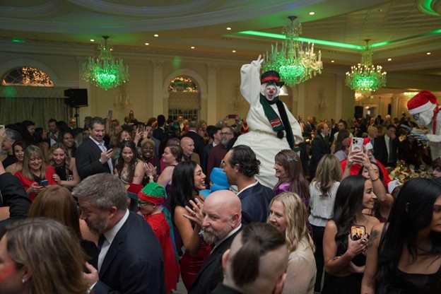Sean Callagyâs 15th Annual Christmas Celebration Draws More Than 850 Guests to Rockleigh, New Jersey