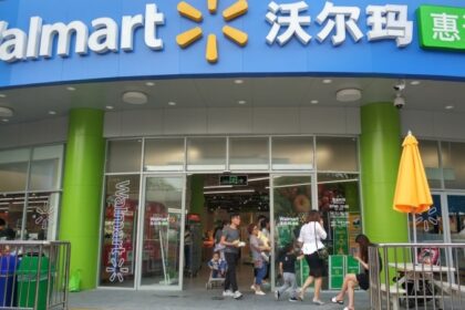 VOA Mandarin: China, Walmart discuss response to US tariffs