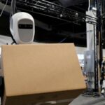 VOA Mandarin: Who has better humanoid robots, US or China