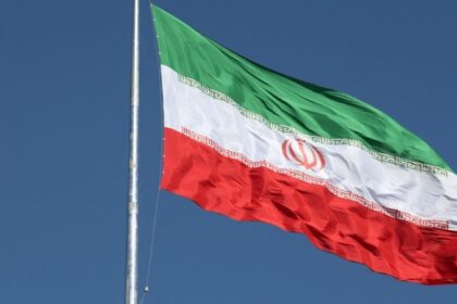 VOA Persian: Rights groups says man killed by government forces' 'indiscriminate shooting' in Tehran