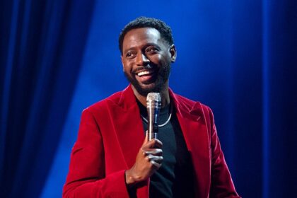 With 10 kids at home, comedian Kountry Wayne says real life writes the jokes