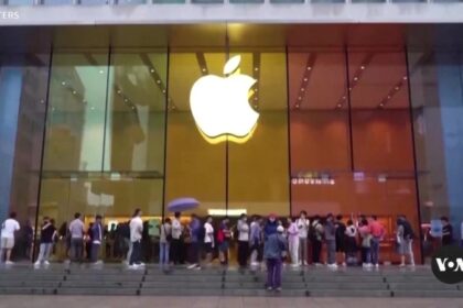 With $500B US investment, Apple pulling away from China, analysts say