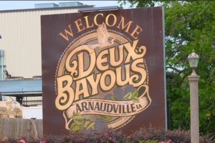 Americans choosing to visit smaller towns over big cities as travel costs rise