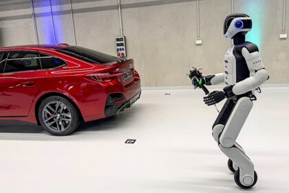 BMW puts humanoid robots to work building EVs