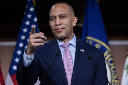 Republicans block Jeffries' gambit to curb Trump's Iran war powers
