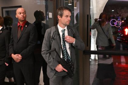 Trump admits he 'wasn't making it that easy' for Secret Service during WHCD shooting