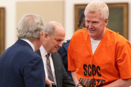 Alex Murdaugh defense teases new trial strategy with jury fight, testimony looming