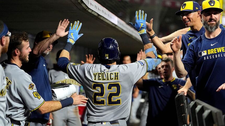 Betting outlook focuses on the total as the Brewers take on the Cubs in series finale