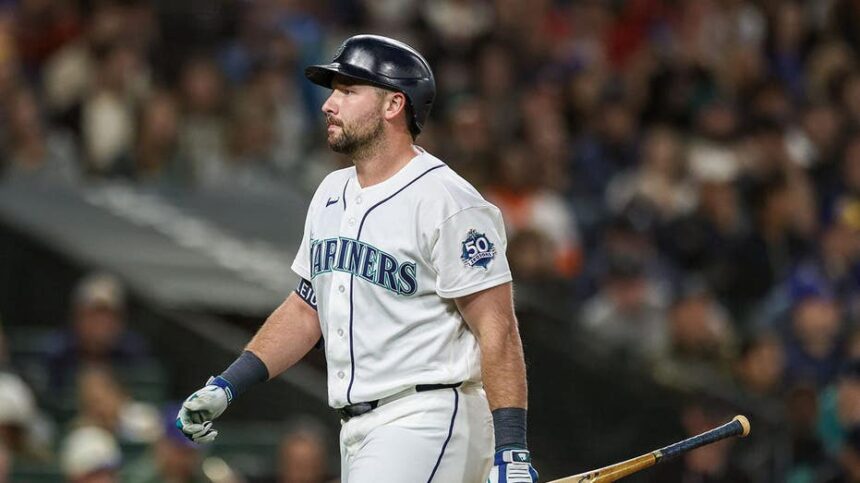 Cal Raleigh goes hitless in 36 straight at-bats as near-MVP catcher's stunning collapse continues