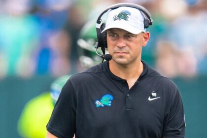 Florida coach Jon Sumrall's latest comments prove he's just as psycho as his fanbase