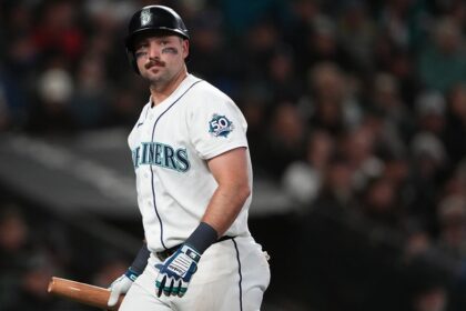 Mariners' Cal Raleigh lands on injured list for first time in career as nightmare season continues