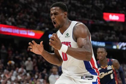 NBA great Charles Barkley rips Pistons star's rebounding woes in Game 4: 'Two more than a dead person'