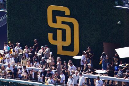 Padres strike deal to sell to investor group led by private equity billionaire, vows World Series championship