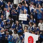 Japanese World Cup fans clean up stadium with NFL quarterback after team draws with the Netherlands