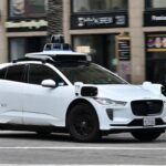 Thief uses Waymo as a getaway car