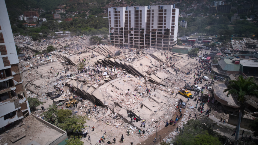 Venezuelan earthquake death toll hits at least 920 as US rescuers race against critical survival window