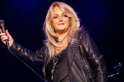 Bonnie Tyler, singer of chart-topping hit 'Total Eclipse of the Heart,' dead at 75