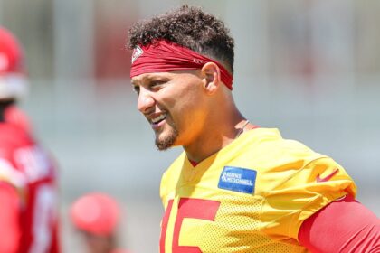 Chiefs Star QB Patrick Mahomes Cleared For Practice Ahead Of Training Camp