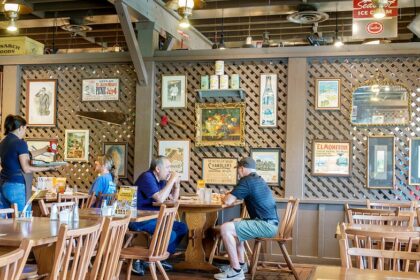 Cracker Barrel comeback gains steam as loyal customer says return visit 'felt like coming home'