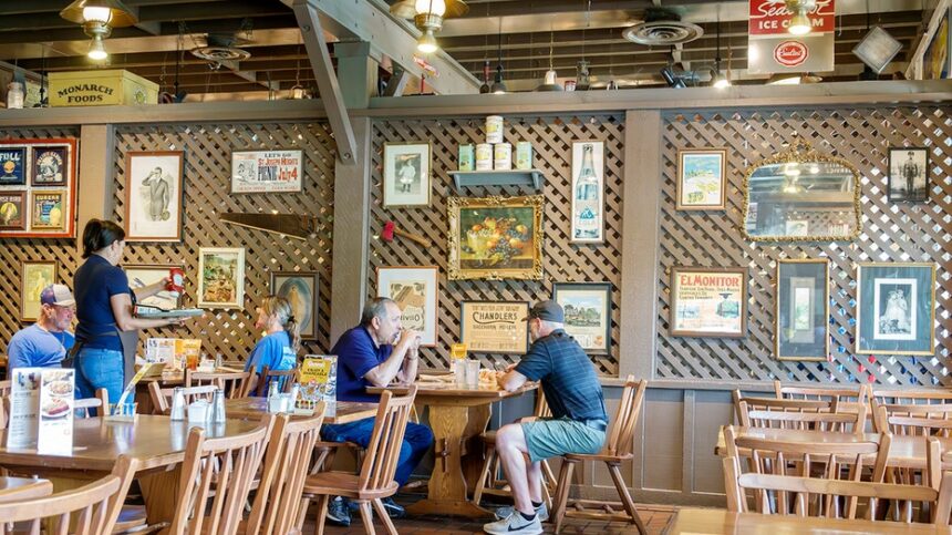 Cracker Barrel comeback gains steam as loyal customer says return visit 'felt like coming home'