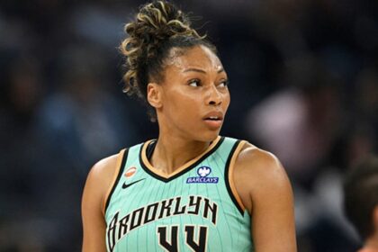 Flying sneaker gets Liberty star ejected in bizarre finish that leaves WNBA fans in disbelief
