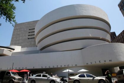 Popular NYC museum tests positive for Legionnaires' disease bacteria amid outbreak
