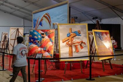 Pro-Trump artist unleashes powerful message about American flag, touts massive Old Glory painting