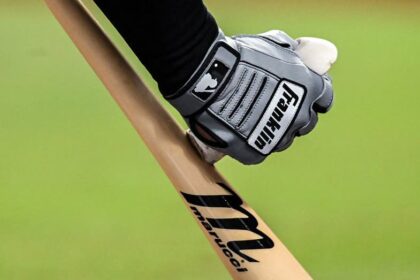 Mmm, lumber: Budweiser drops bat-flavored beer for MLB Field of Dreams game in Iowa